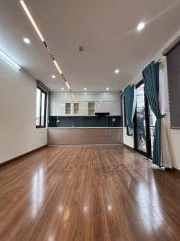 ????Kinh doanh vô địch, Mặt phố Cốm Vòng - Duy Tân 60/70m2 - 7T thang máy, 36 tỷ