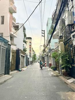 **Bán nhà HXH Cách Mạng Tháng 8,  phường 4, Tân Bình; (4*16) 2 tầng