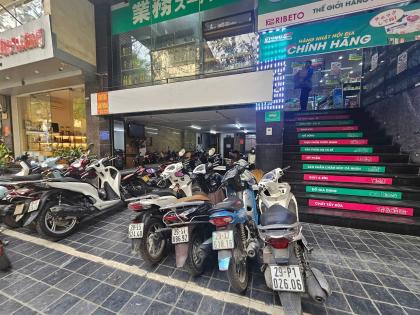 BÁN TÒA BUILIDING- LÔ GÓC, Mặt Phố Nguyên Hồng 105m/9Tầng/MT 17m 103 Tỷ