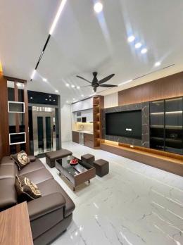 Tôi bán nhà ngõ 61 Vạn Phúc ô tô đỗ cạnh Him Lam Vạn Phúc 40m2 chỉ hơn 7 tỷ. LH 0989626116