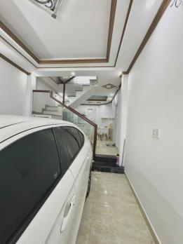Hẻm Xe Hơi - Đã Hoàn Công , DT 40M2 ,4 Tầng Đúc Với 4PN,4WC Đoàn Thị Điểm - PN (Phan Đăng Lưu)