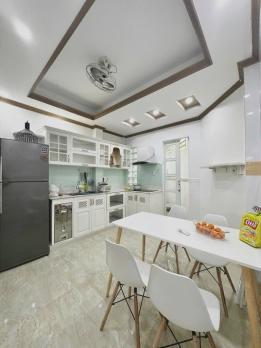 Hẻm Xe Hơi - Đã Hoàn Công , DT 40M2 ,4 Tầng Đúc Với 4PN,4WC Đoàn Thị Điểm - PN (Phan Đăng Lưu)