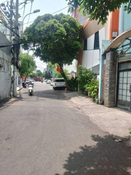 Gấp bán nhà đất, lô góc mặt tiền phường Phú Nhuận TPHCM, giá dưới 12 tỷ 500