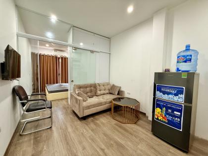 BÁN NHÀ PHỐ PHƯƠNG MAI ĐỐNG ĐA, 6 TẦNG THANG MÁY, NGÕ NÔNG, GẦN HỒ