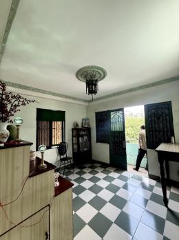 NHÀ BÁN • NGUYỄN VĂN CỪ GIÁP Q1 • HẺM XE HƠI 1 TRỤC • 55m2 • 4 Tầng • 9.7 TỶ.   • Vị trí: Nhà nằm trên đường