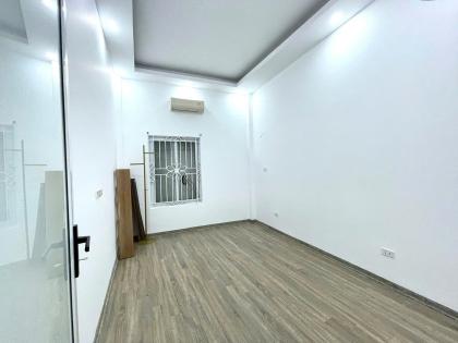 Bán nhà Khương Trung, Thanh Xuân, nhà còn mới đẹp, thoáng trước thoáng sau