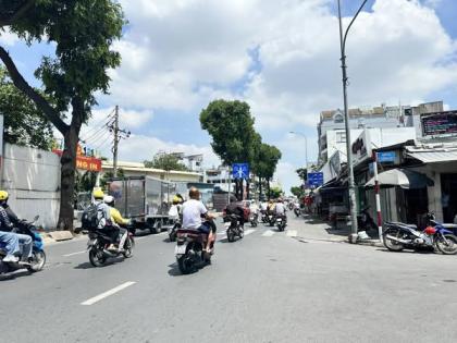 mặt tiền phường 4 gò vấp  3 tầng đúc