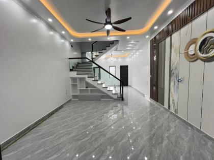 dãy nhà đẹp đầu Đà Nẵng Ngô Quyền gần trường chợ
