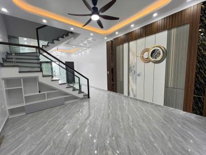 dãy nhà đẹp đầu Đà Nẵng Ngô Quyền gần trường chợ