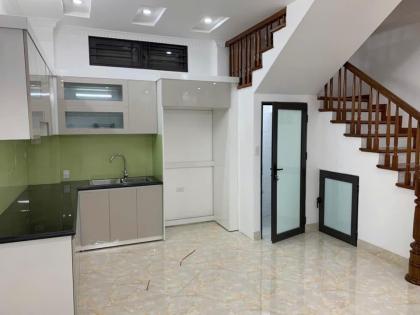 Bán nhà Hồng Mai, Diện tích 43m x 5 tầng, mặt tiền 5.2m, giá 9.3 tỷ