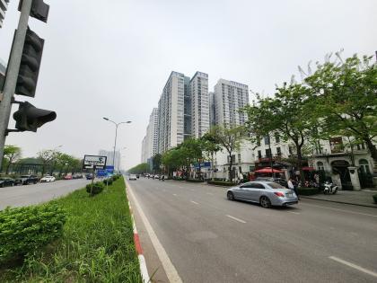 Bán nhà MP Xuân Tảo (KĐT Ngoại Giao Đoàn) 226m/ 3 tầng/ MT 11m, 2 Mặt tiền 188 Tỷ