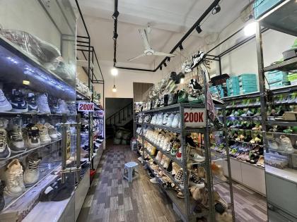 Bán Nhà Mặt Phố Quận Tây Hồ 70m7T TH/Máy Lô Góc 3 THOÁNG 36 Tỷ Yên Phụ.