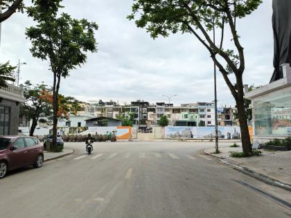 Nhà 4T xây thô TT1 Văn Phú, 70m2, MT4.5m, ôtô KD, 18.6 tỷ Hà Đông