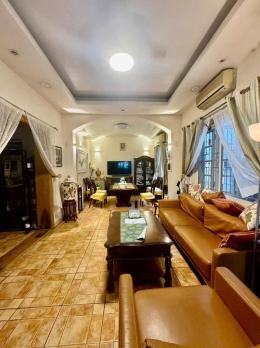 Bán Biệt thự Tầy Hồ-LôGóc -Phố Võng Thị Gần Hồ Tây 163m/3 Tầng/MT 14m- 115 Tỷ