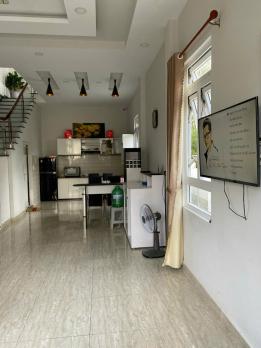 BÁN VILLA ĐỒI THÔNG TIN PHƯỜNG 8 ĐÀ LẠT - Ô TÔ ĐẬU TRONG SÂN  - 9.5 TỶ