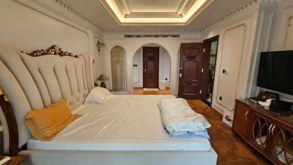 Tôi bán biệt thự lô Góc An Vượng Villa gần đường Lê Quang Đạo kéo dài 250m2 chỉ 4x tỷ. 0989626116