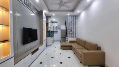 Bán nhà PHÚ THƯỢNG 34m2, 2 thoáng, ô tô, nội thất chủ tặng, nhỉnh 6 tỷ.