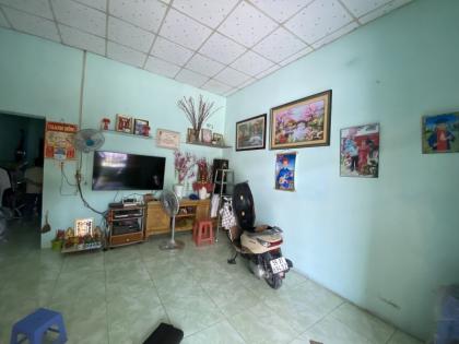 Bán nhà Đường Số 8, sát Đông Tăng Long, 200 m2, ngang 8.8m, Ngộp bank giảm giá 2 tỷ
