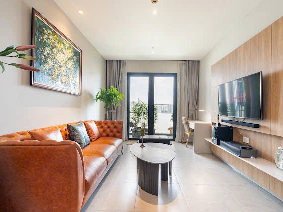 Cho thuê căn hộ Zenity Quận 1: - Thiết kế 3PN, 2WC. - Full nội thất cao cấp. - Nhà đang trống. - Giá thuê 35 triệu/Tháng