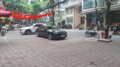 Bán Nhà Mặt Phố Quận Ba Đình 105/120m9T MT10m Vỉa Hè 82 Tỷ Phan Kế Bính.
