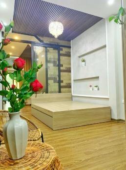 BÁN NHÀ ĐẸP NGUYỄN VĂN CỪ LONG BIÊN HÀ NỘI, Ô TÔ VÀO, GẦN PHỐ, GIÁ MỀM NHƯ BÚN