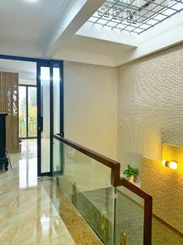 BÁN NHÀ ĐẸP NGUYỄN VĂN CỪ LONG BIÊN HÀ NỘI, Ô TÔ VÀO, GẦN PHỐ, GIÁ MỀM NHƯ BÚN