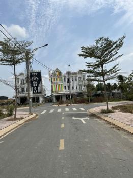 bán nhà 1 trệt 1 lầu 3 phòng ngủ diện tích 100m2 tại khu dân cư long cang
