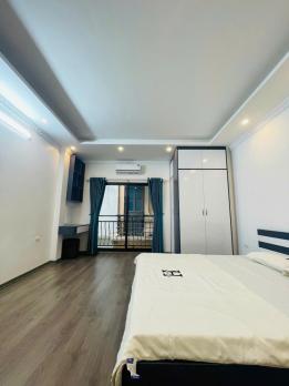 Bán nhà Phạm Văn Đồng, 46m2, phân lô, ô tô tránh, nội thất chủ tặng,  nhỉnh 8tỷ.