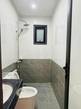 Bán nhà Phạm Văn Đồng, 46m2, phân lô, ô tô tránh, nội thất chủ tặng,  nhỉnh 8tỷ.
