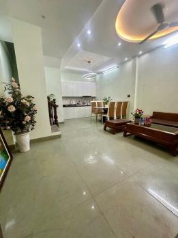 Tôi bán nhà phố Lụa Vạn Phúc hàng xóm Galaxy Vạn Phúc ô tô đỗ cạnh nhà 38m2 chỉ 7.x tỷ. 0989626116