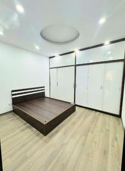 SIÊU PHẨM - BÁN NHÀ ĐẸP NGUYỄN VĂN CỪ LONG BIÊN, Ô TÔ VÀO NHÀ, GẦN PHỐ, GIÁ MỀM