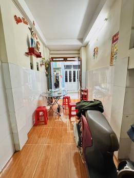 HIẾM NHÀ BÁN Phú Nhuận, 3 Tầng 4PN, DTSD 60m2, chỉ 3.5 tỷ.