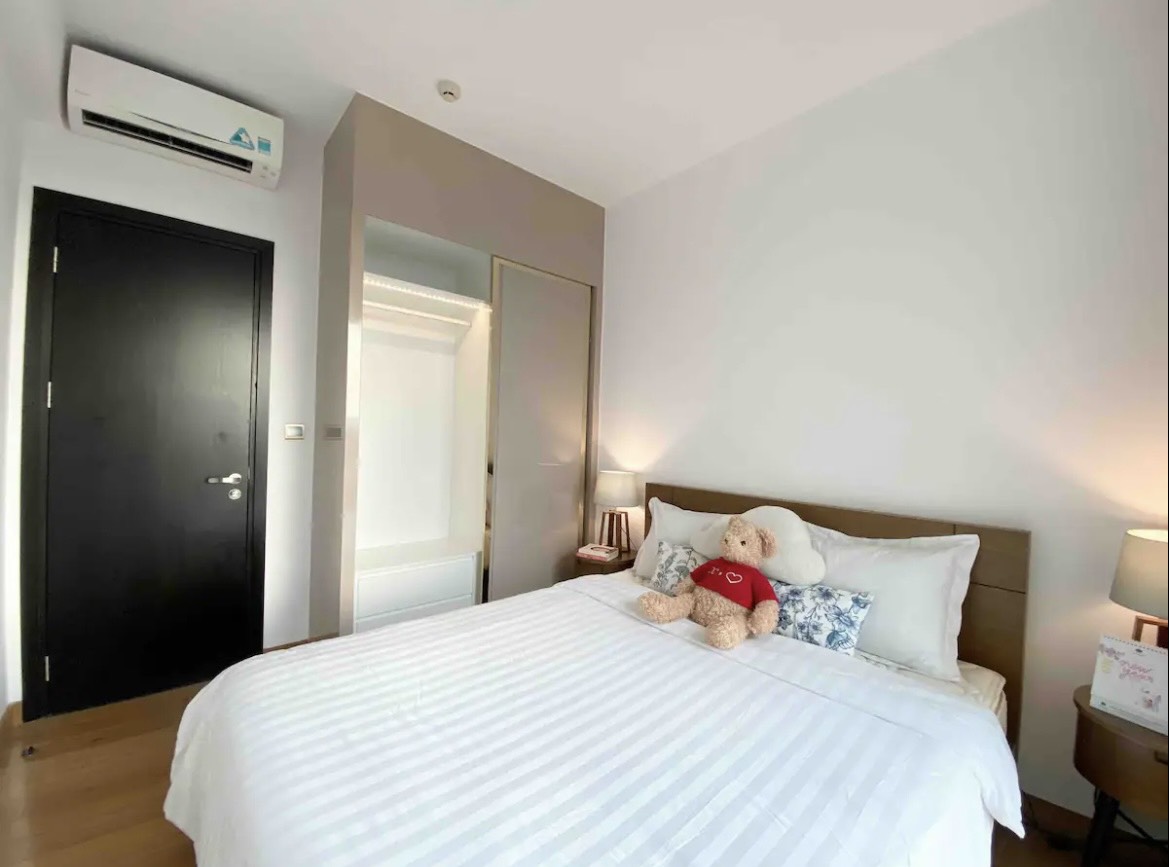 Cho thuê căn hộ D1 Mension, 608 Võ Văn Kiệt, P.Cầu Kho, Quận 1: -	Diện tích 80m2, 2PN, 2WC, giá thuê 26.000.000đ/tháng