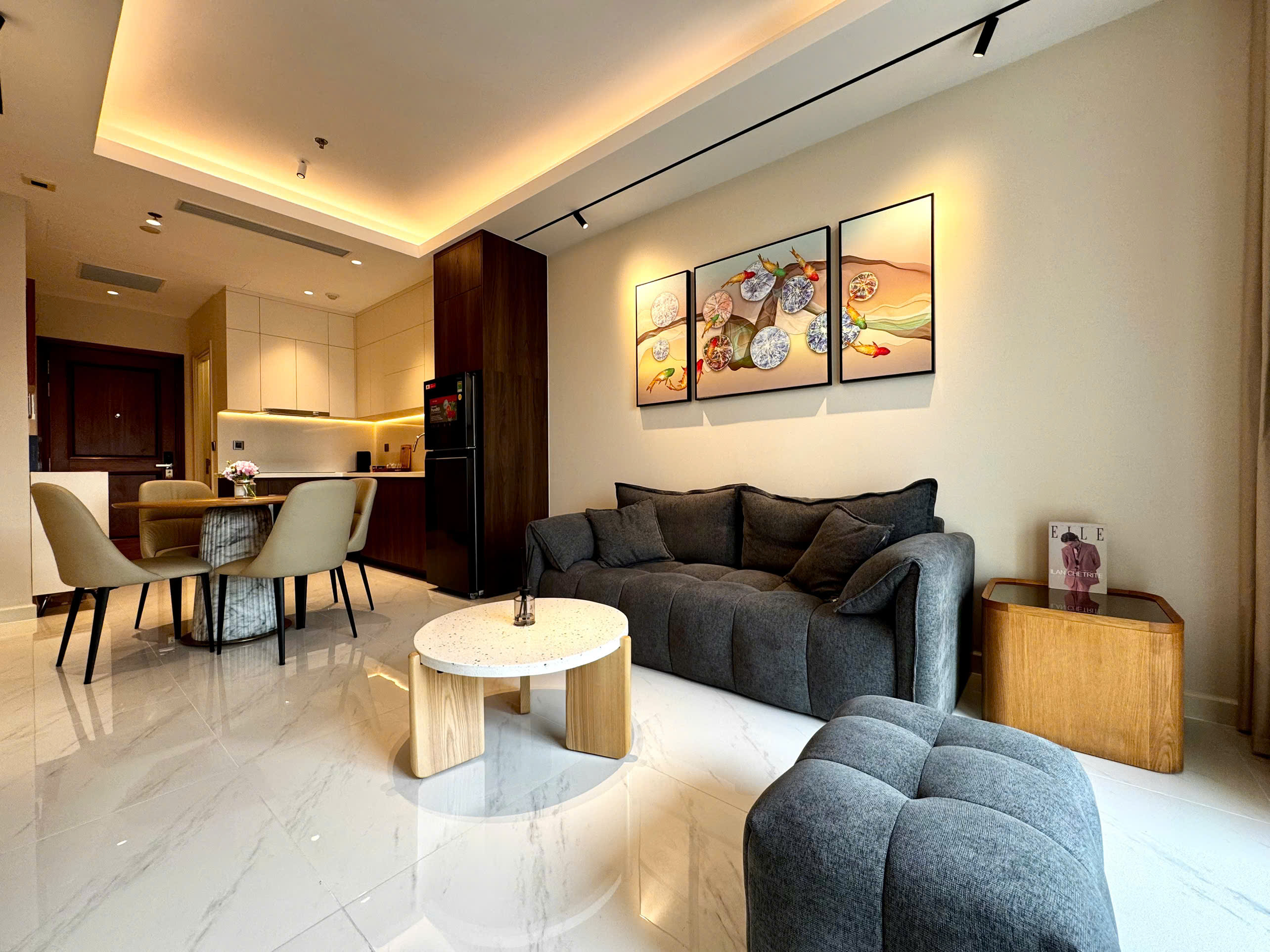 Chính chủ cho thuê căn hộ MADISON, 15 Thi Sách, P.Bến Nghé, Quận 1 : -	CĂN 1 : Diện tích 89m2, 2PN, 2WC