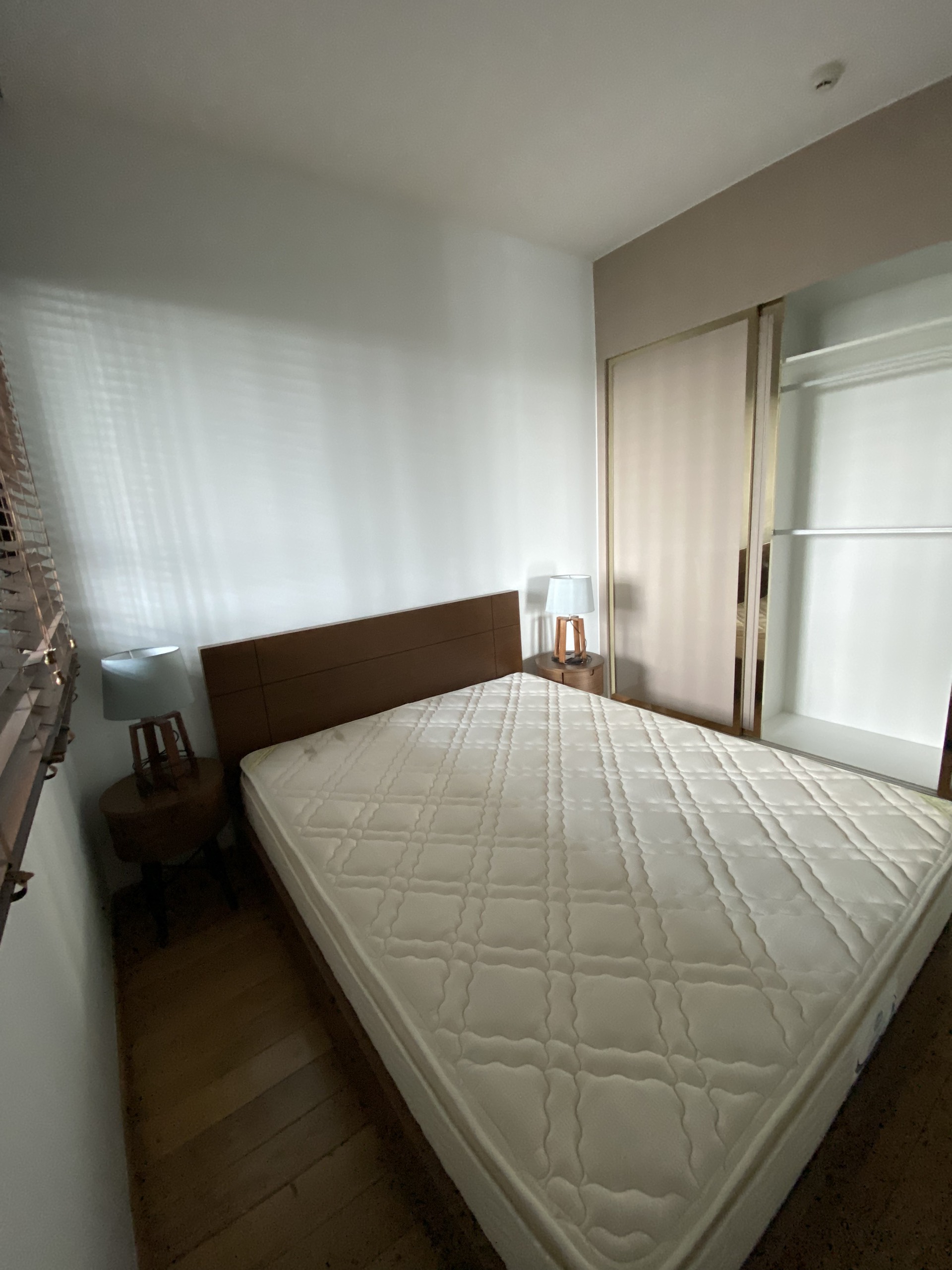 Cho thuê D1 Mension, 608 Võ Văn Kiệt, Phường Cầu Kho, Quận 1 :  - Căn 1 : 2PN, 2WC tầng thấp, full nội thất giá 22 triệu