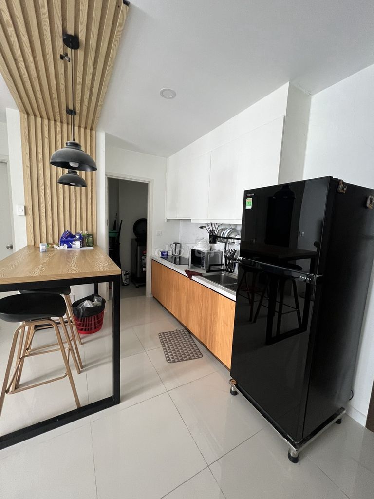 Cho thuê căn hộ CENTRAL PREMIUM - 854 - 856 Tạ Quang Bửu, P. 5, Q. 8 TPHCM : -	1 phòng ngủ nhưng rất rộng rãi 52m²