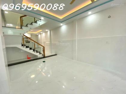 Nhà phố HIẾM Q.4 hẻm 8m Khánh Hội DTS 130m2 ngang 4m vị trí đẹp sát vách Q1 chỉ 12.5 tỷ.