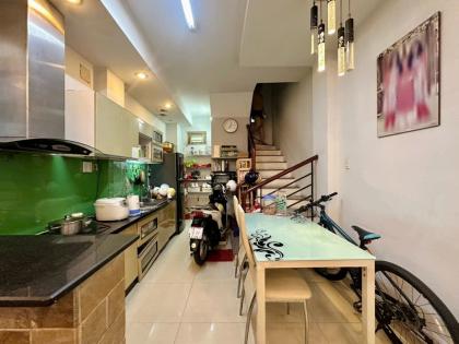 SÁT MT! Bán Nhà 4 Tầng Cực Đẹp Thành Thái, 45m2, 7.8 Tỷ