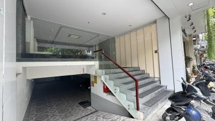 Bán Nhà Mặt Phố Quận Hai Bà Trưng 278m2-8T MT8,5m Vỉa Hè 1 Chủ Duy Nhất 278 Tỷ Phố Huế.
