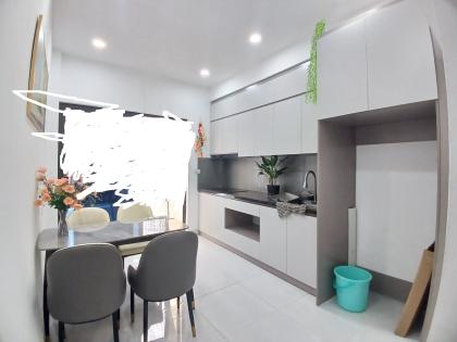 Bán nhà Nguyễn Văn Lộc thang máy ô tô tránh kinh doanh dt 51m 5t mt 4m giá 12,5 tỷ