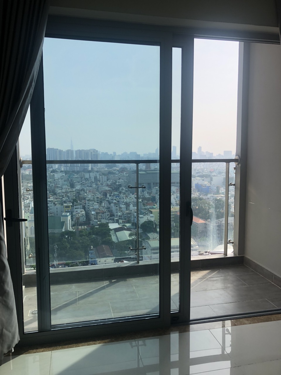 Cần cho thuê gấp căn hộ chung cư Rivera Park, Đ.Thành Thái, P.14, Quận 10 TP.HCM :