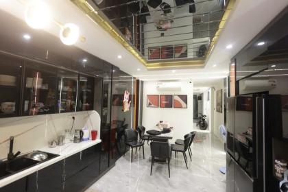 SÁT QUẬN 1! Bán Nhà 4 Tầng Mới Đẹp Phan Đình Phùng, 46m2, 7.5 Tỷ