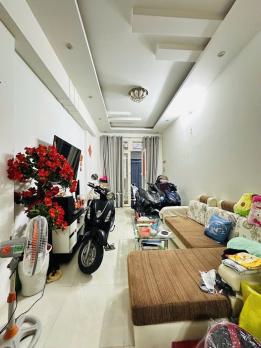 DT48M2 Dài 15M,4 Tầng Đúc Với 4 PN,4WC(Nở Hậu Lớn)  Huỳnh Văn Bánh - PN