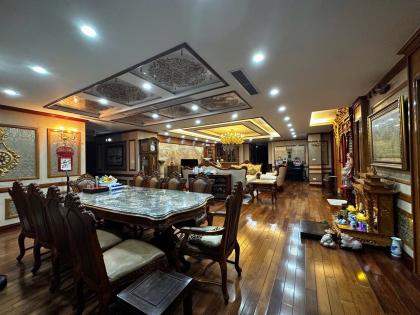 ????????25 tỷ Sở hữu Penthouse N07 KĐT Dịch Vọng 309m2 Nội thất choáng ngợp