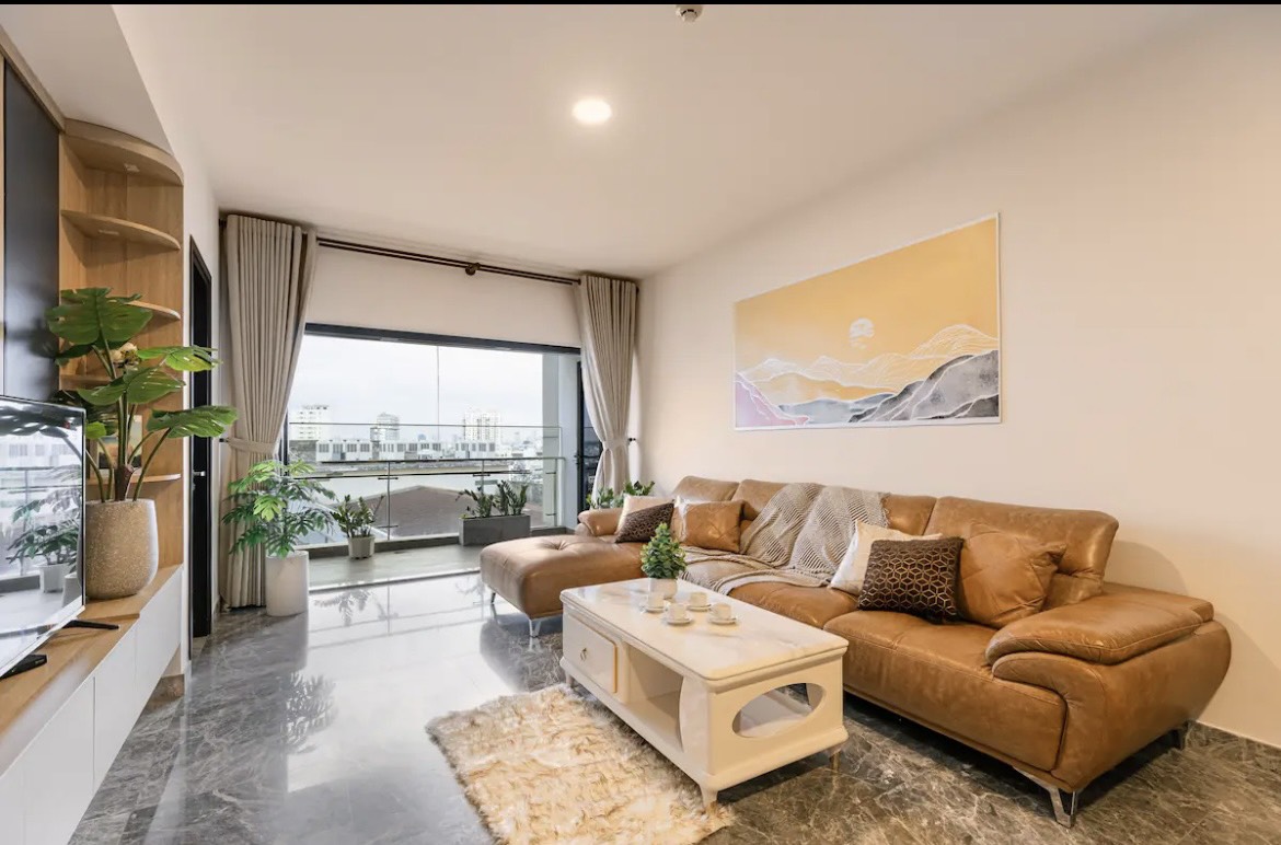 Bán căn hộ D1 MENSION, 608 Võ Văn Kiệt, Phường Cầu Kho, Quận 1 : -	Căn 1 : Diện tích 83m2, 2PN, 2WC, giá bán 9,5 tỉ
