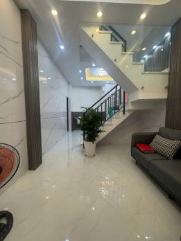 NHÀ ĐẸP nở hậu Quận 6 2 tầng BTCT hẻm thông chỉ 4 tỷ xí.