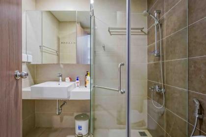 Cho thuê căn hộ 2pn, 2wc lớn diện tích 80m2 ở Icon 56 Bến Vân Đồn, Q.4.  - Khoá từ - Tủ lạnh dung tích lớn 340L - Giường