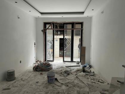 Bán nhà ngõ 38/58 Xuân La, diện tích 30m x 5 tầng, mặt tiền 4m, giá 8,5 tỷ