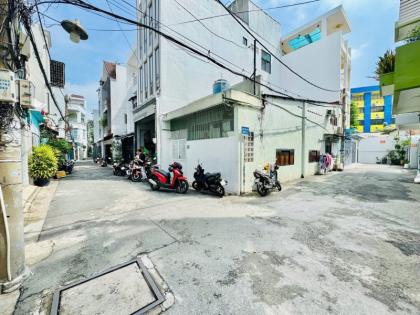 Gấp bán nhà đất hẻm xe hơi Phường Đức Nhuận Quận Phú Nhuận TPHCM giá rẻ