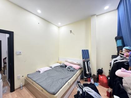 Nhà mặt tiền Q.11 mới tinh, 2 lầu + Sân thượng - 4PN 3WC chỉ 7.85 TỷTL